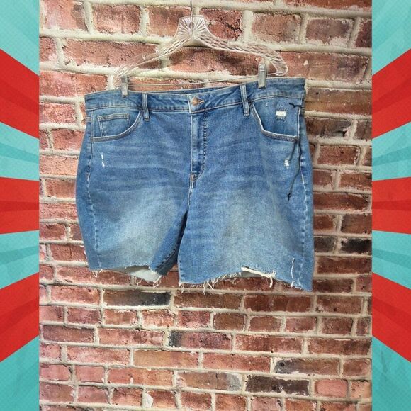 AVA & VIV Distressed Denim Shorts | Women’s Plus 22W | Blue High Rise Raw Hem - Picture 1 of 7